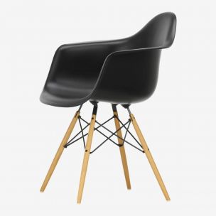 Sedia Vitra Eames Plastic Chairs DAW nuova altezza 440 325 00