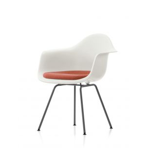 Sedia Vitra Eames Plastic Chairs DAX nuova altezza 440 331 00